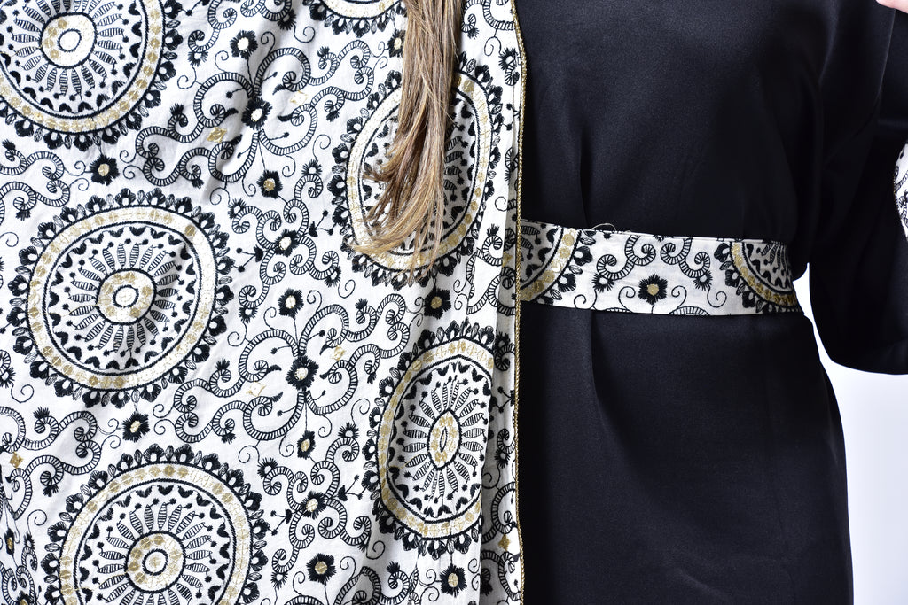 Black & Gold Grace Kuwaiti Ensemble