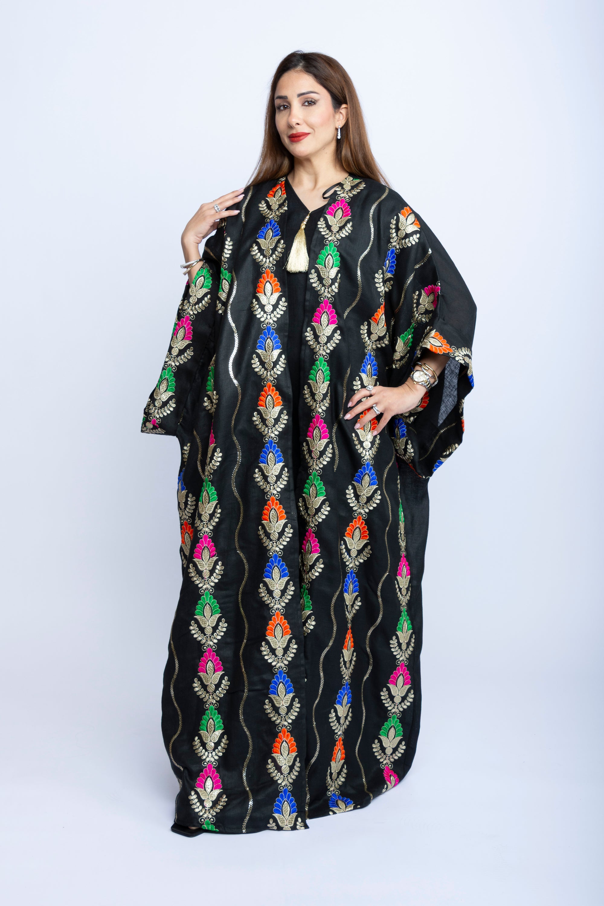 Black Linen Kuwaiti Set with Colorful Embroidered Bishit
