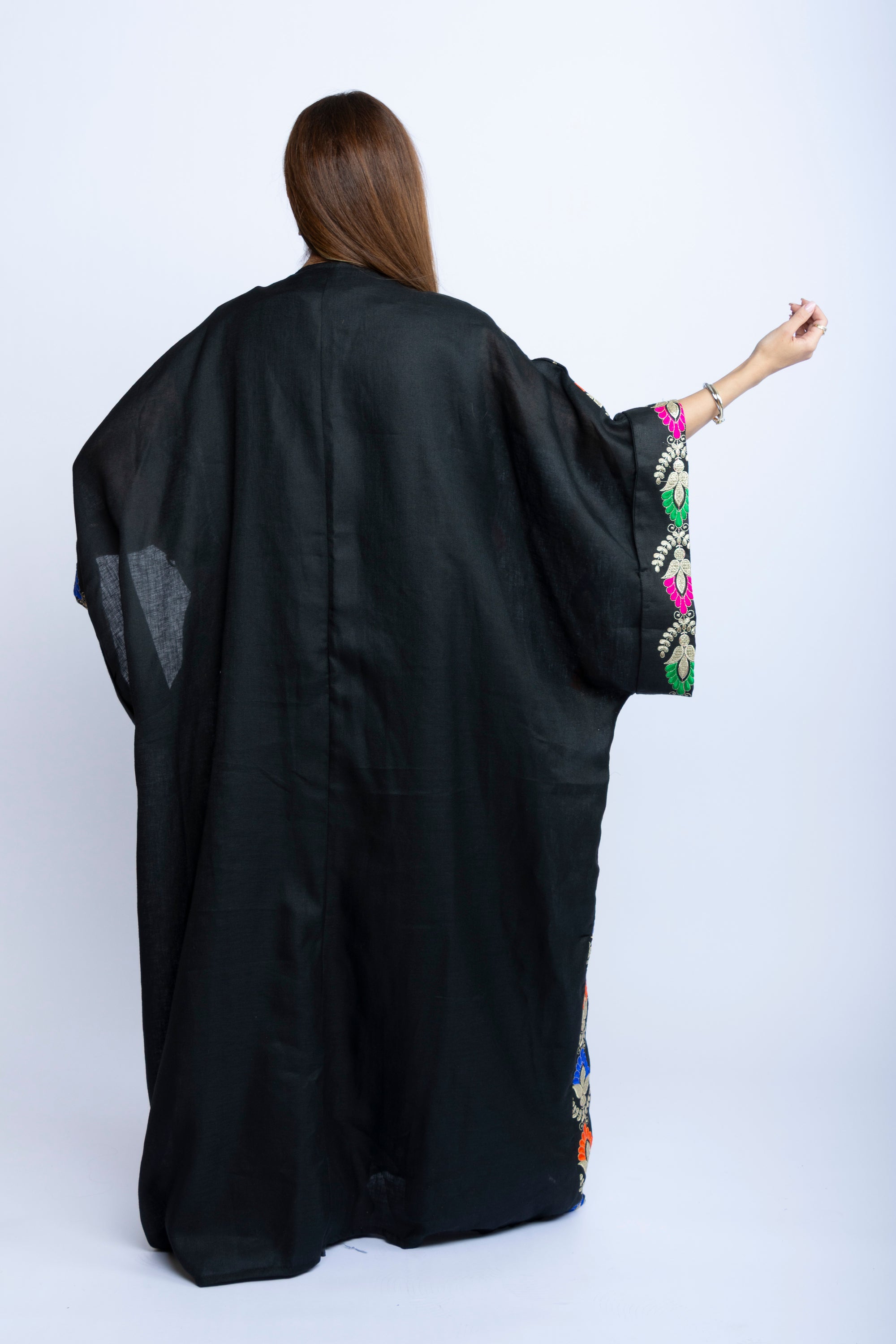 Black Linen Kuwaiti Set with Colorful Embroidered Bishit