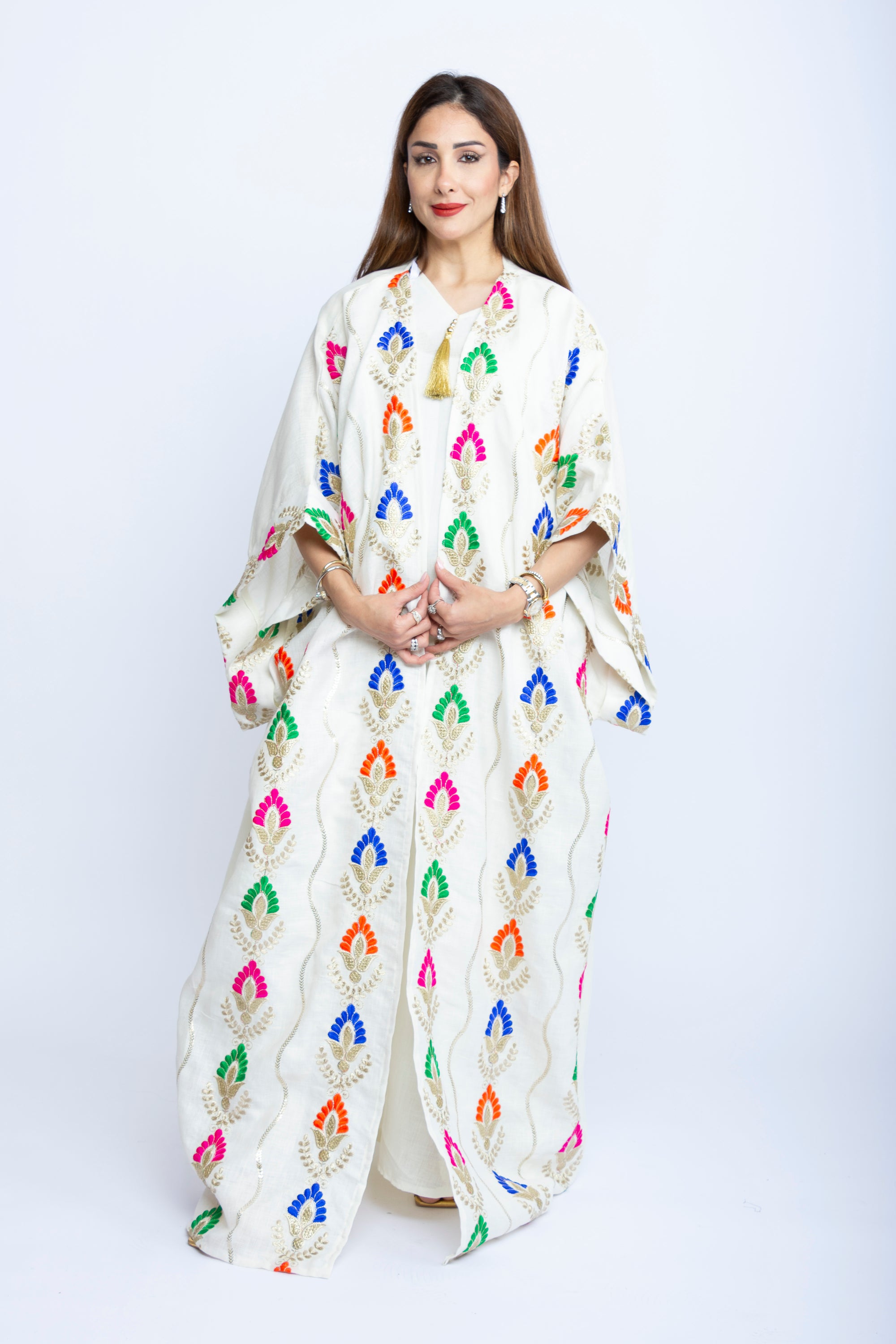 White Linen Kuwaiti Set with Colorful Embroidered Bishit