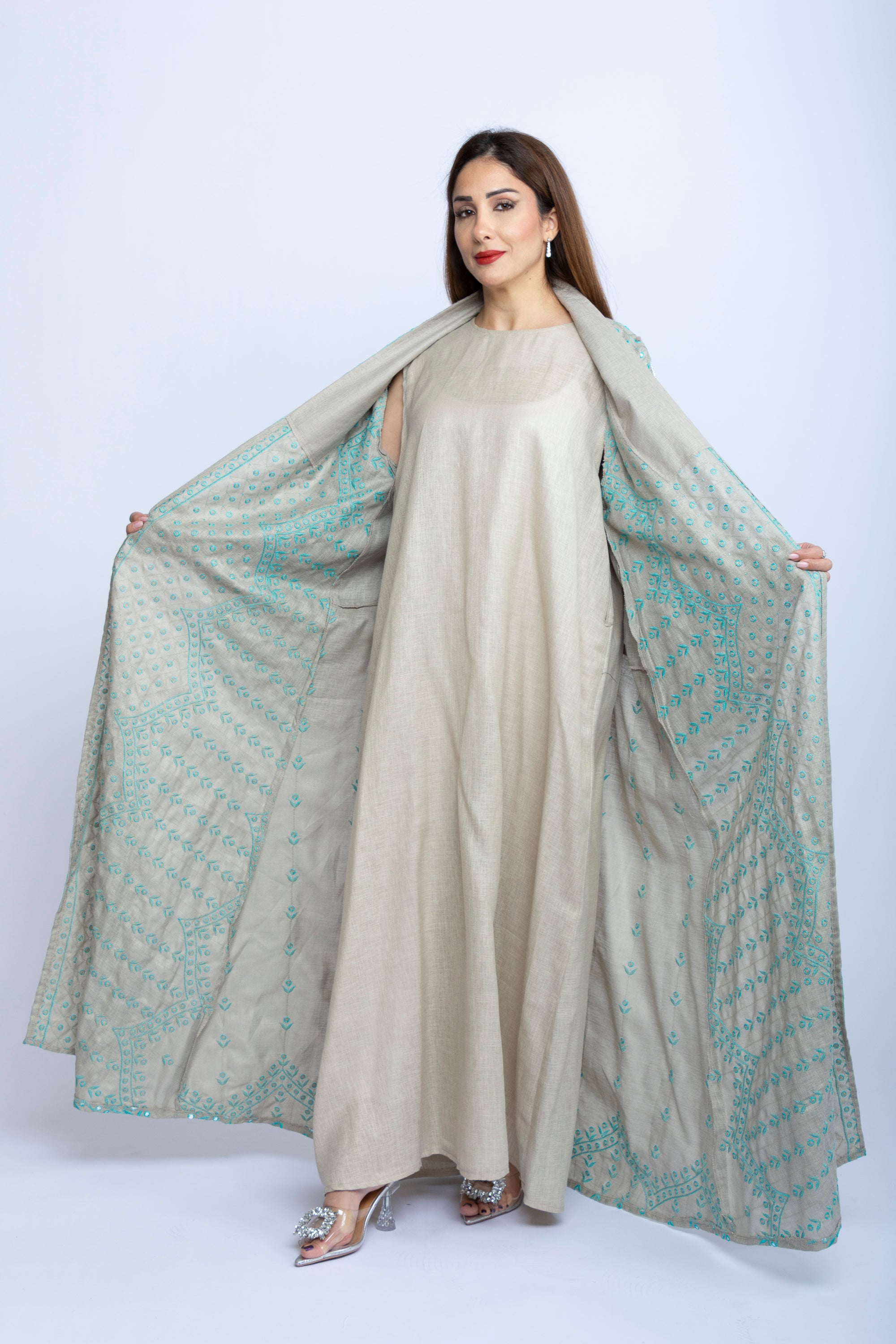 Light Gray Kaftan with Turquoise Embroidery and Belt