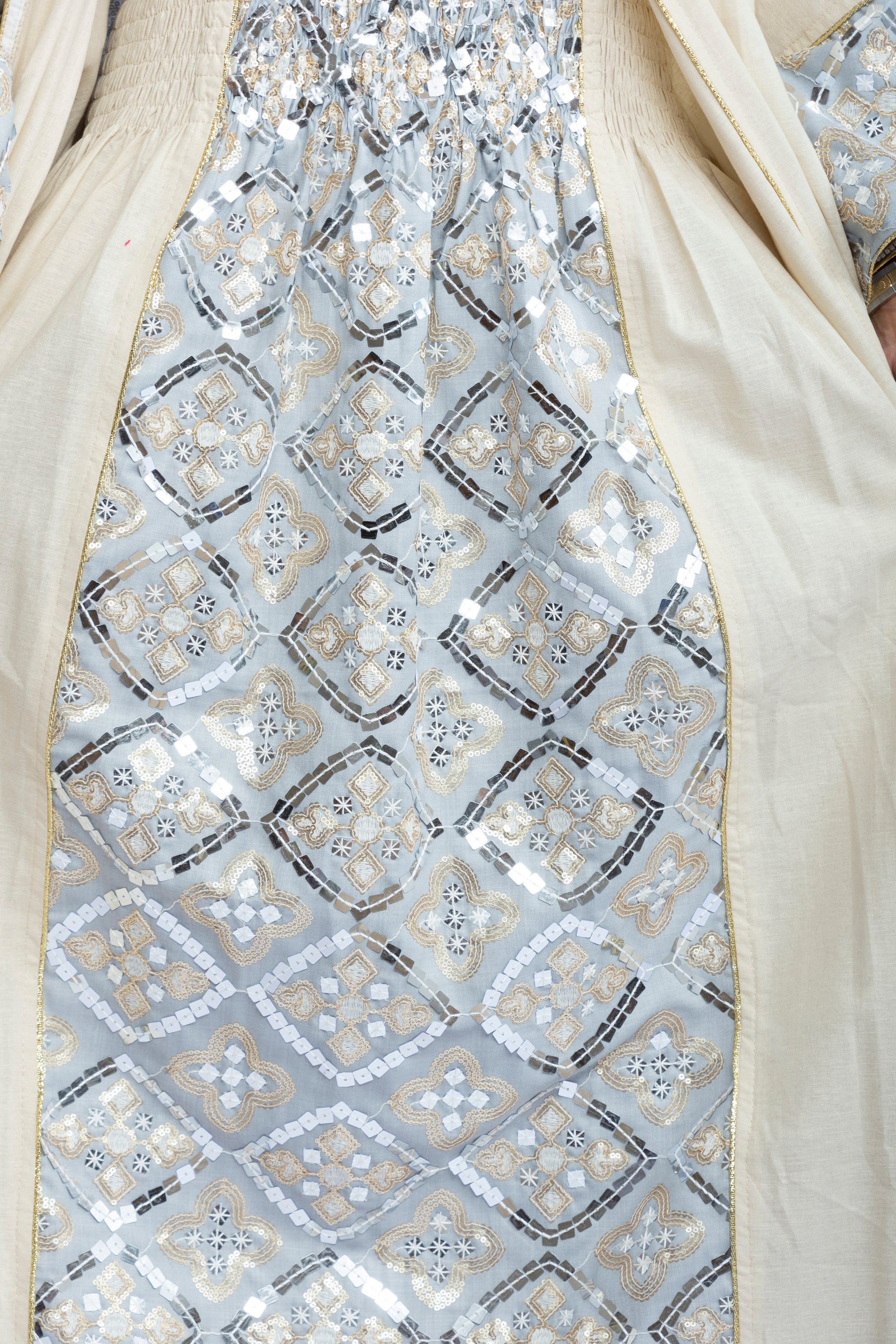 Beige Kuwaiti Two-Piece Set with Sequin Embroidery