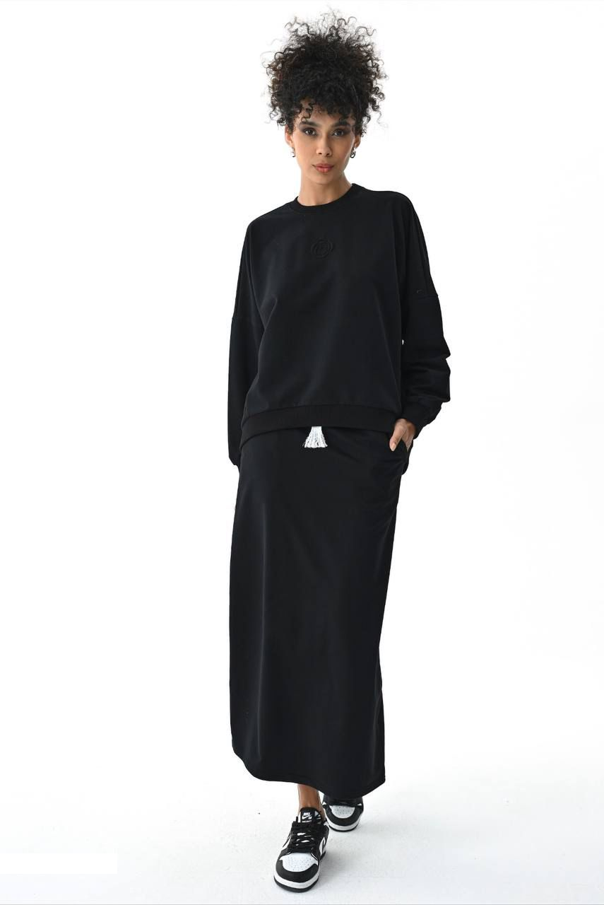 Oversized Black Sweatshirt & Maxi Skirt Set