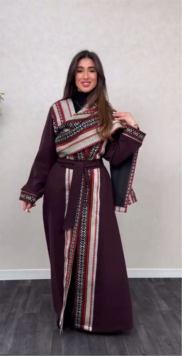 Kuwaiti Designed Sido Bisht - Image 9