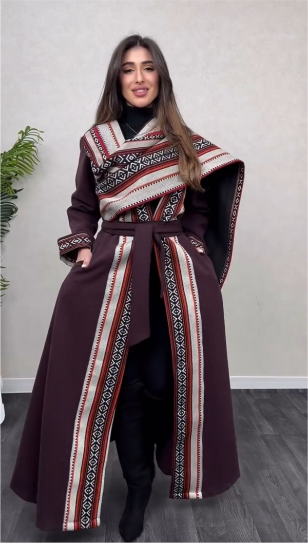 Kuwaiti Designed Sido Bisht