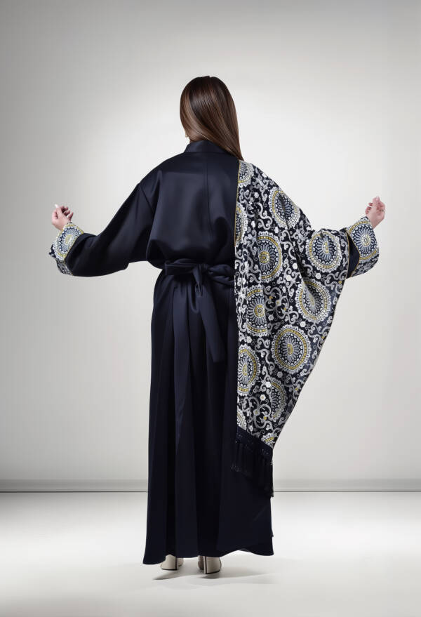 Black & Gold Grace Kuwaiti Dress - Image 5