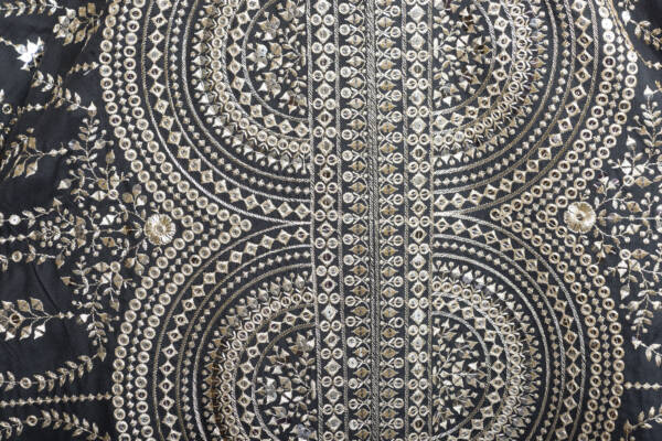 Midnight Aura Kuwaiti Embroidered Kaftan - Image 5